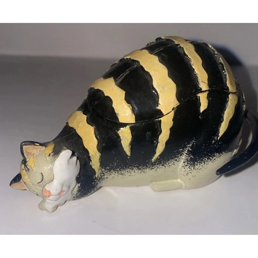 Vintage Harmony Kingdom Mimas Cat Trinket Box Meow At The Moon